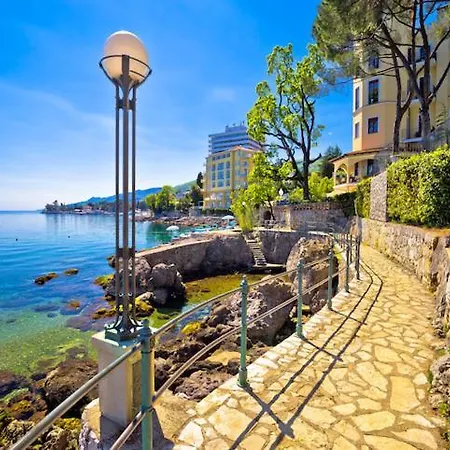 Askim Prestige Villa Opatija